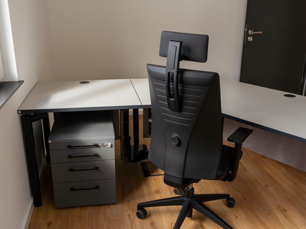Moderne Büroarbeitsplätze – Bild 2